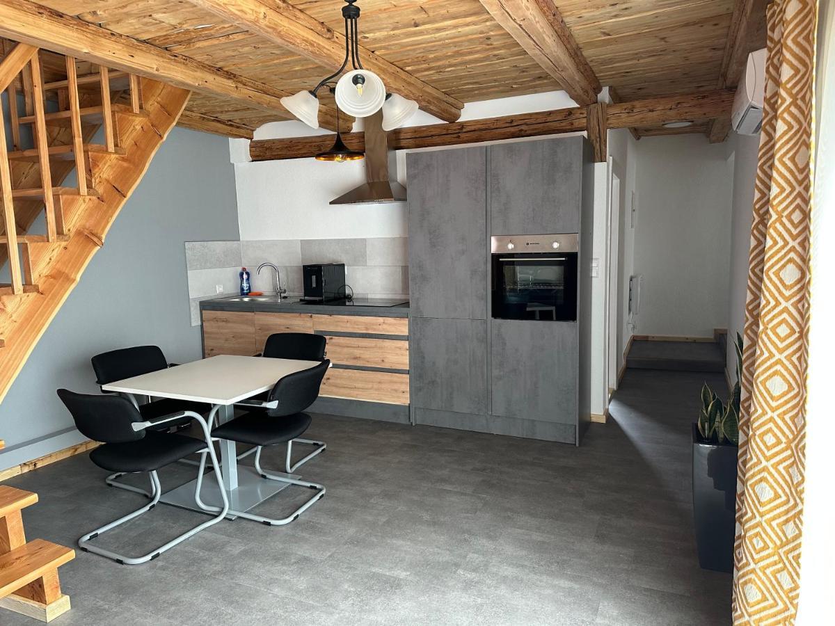 1852 Landgasthof- Ferienwohnung 埃尔策 外观 照片